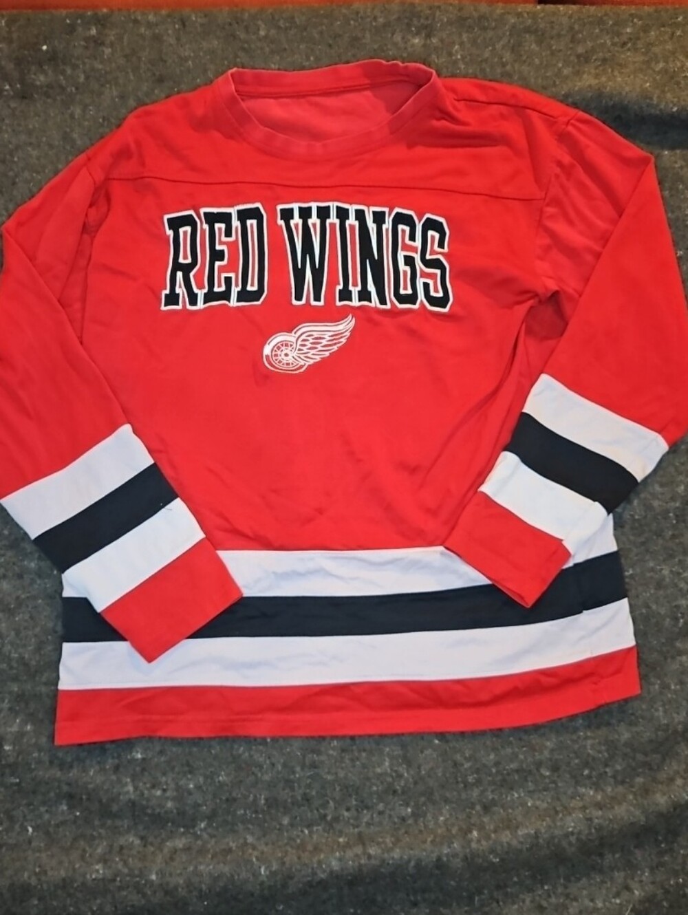 Detroit Red Wings Mens Medium Authentic Jersey Shirt